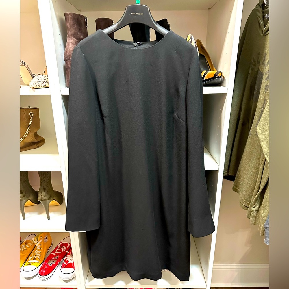 Talbott’s black shift dress size 10